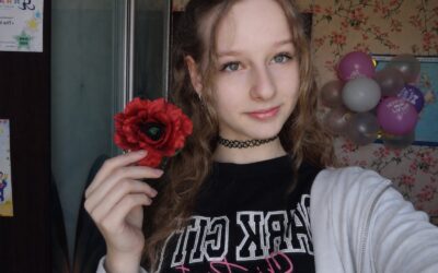 Символ пам’яті у дитячих руках